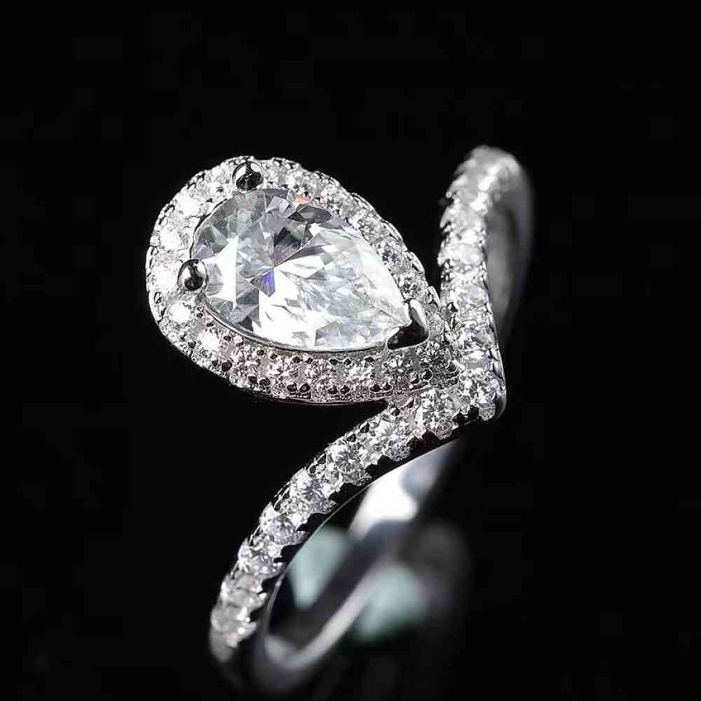 2 Carat Moissanite Teardrop Ring