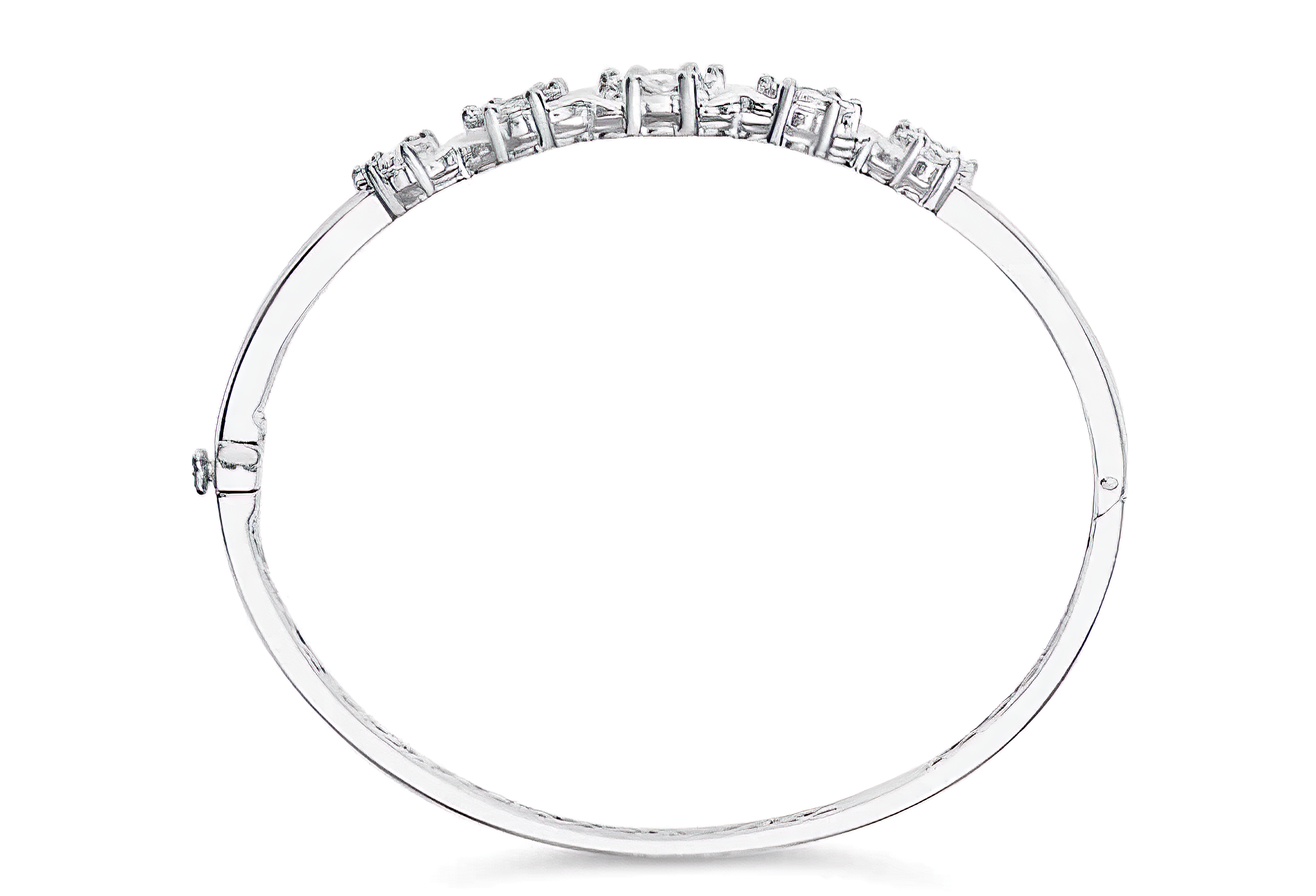 14K White Gold 2 1/2 Cttw Diamond Graduating Floral Cluster Bangle Bracelet (H-I Color, SI1-SI2 Clarity) - Fits Wrists up to 7.25 Inches - Stormyjay