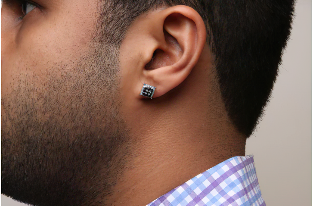 Men's 10K Yellow Gold 7/8 Cttw White and Black Treated Diamond Earring (Black / I-J Color, I2-I3 Clarity) - Stormyjay