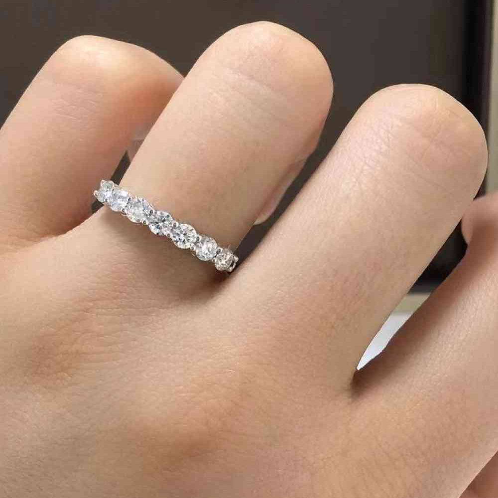 Charming Moissanite 925 Sterling Silver Ring