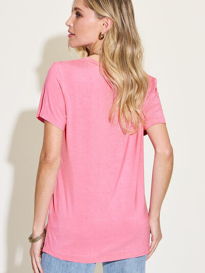 π Elevate your casual wardrobe with our Basic Bae V-Neck T-Shirt! π