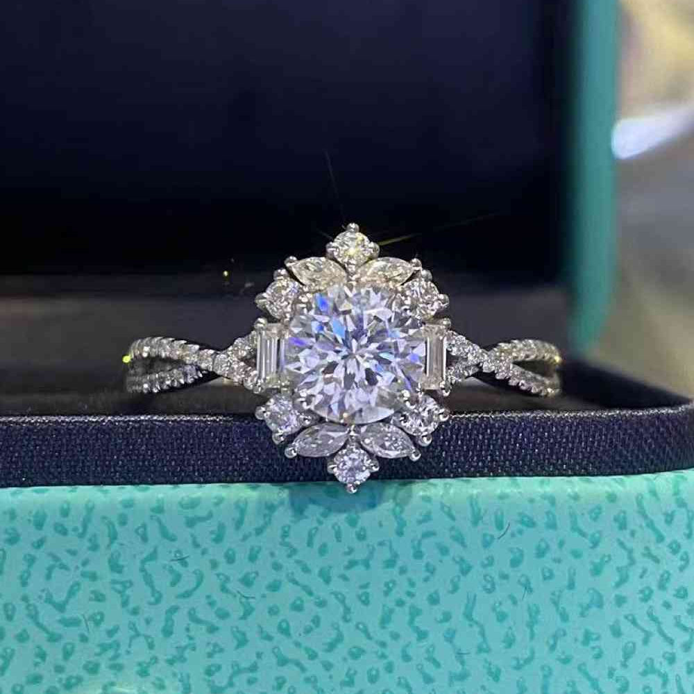 Floral 2 Carat Moissanite Crisscross Ring