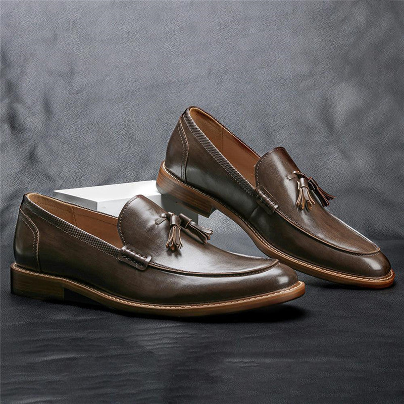 Explore men's leather loafers for a versatile blend of casual and formal business dress. - Stormyjay