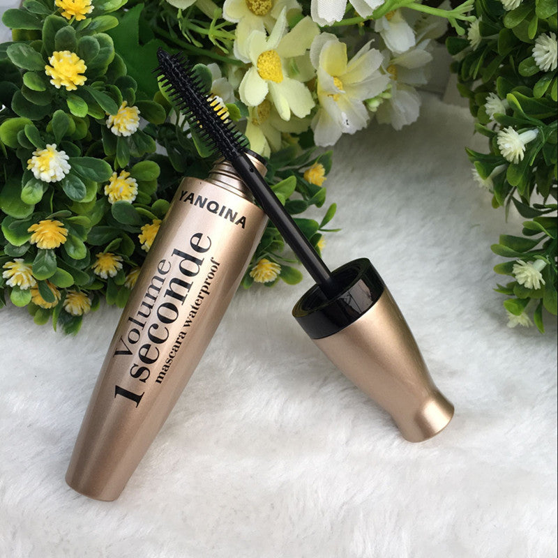 Gold tube mascara - Stormyjay