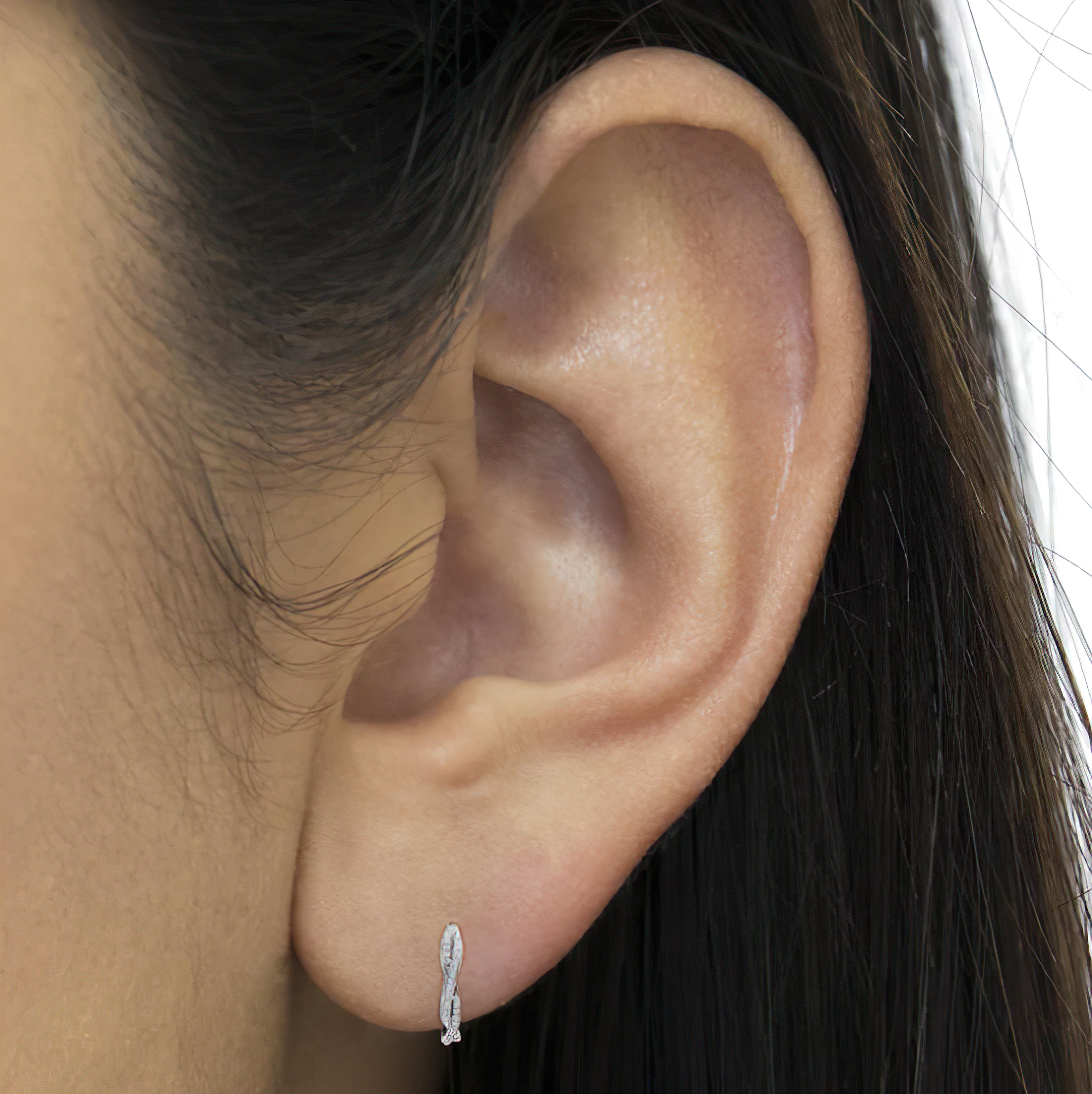 Sterling-Silver Diamond Hoop Earring (0.75 cttw, I-J Color, I2-I3 Clarity) - Stormyjay