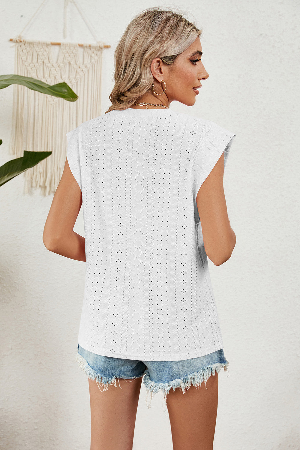 Eyelet Round Neck Tank - Stormyjay