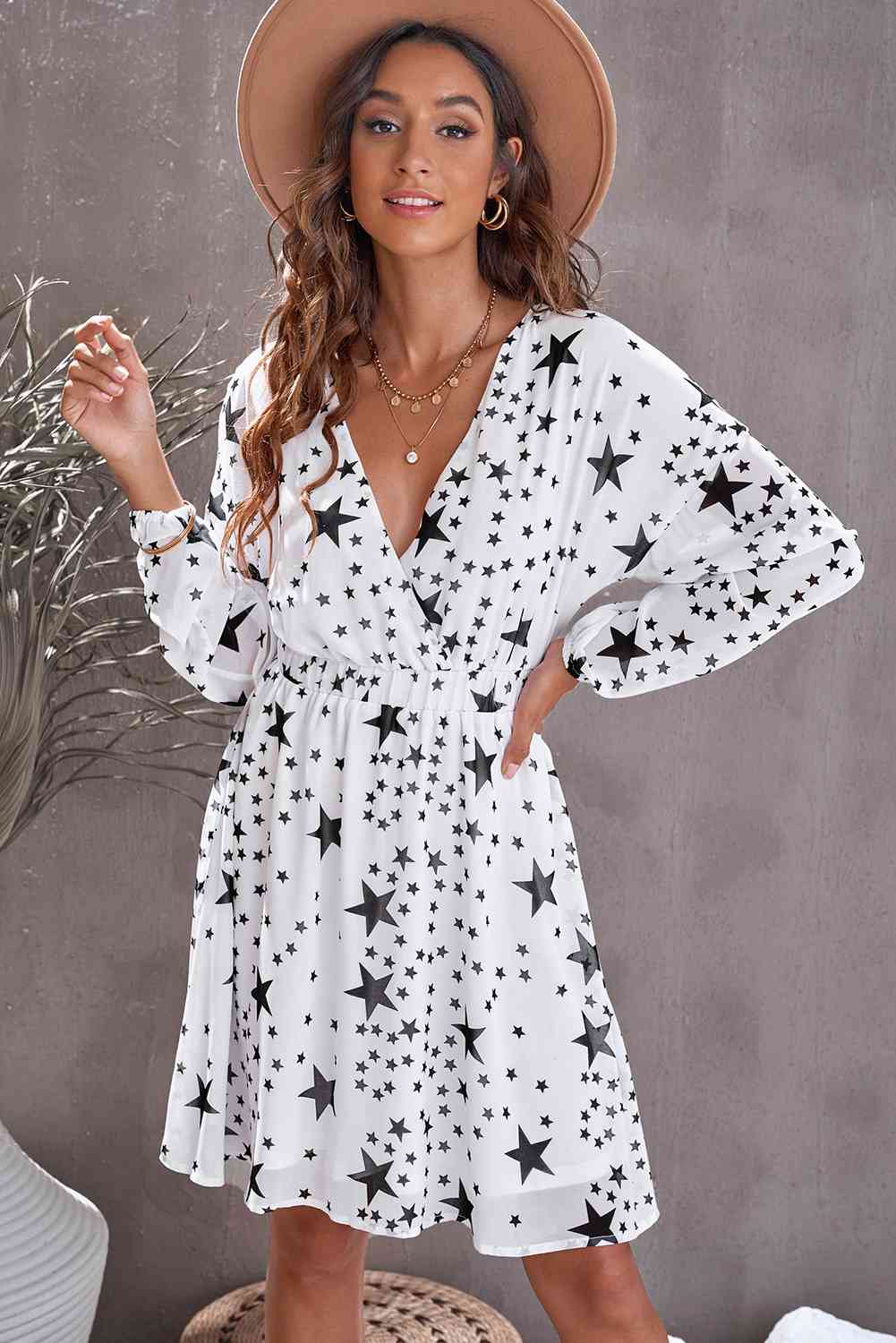 Star Print Dropped Shoulder Surplice Dress - Stormyjay