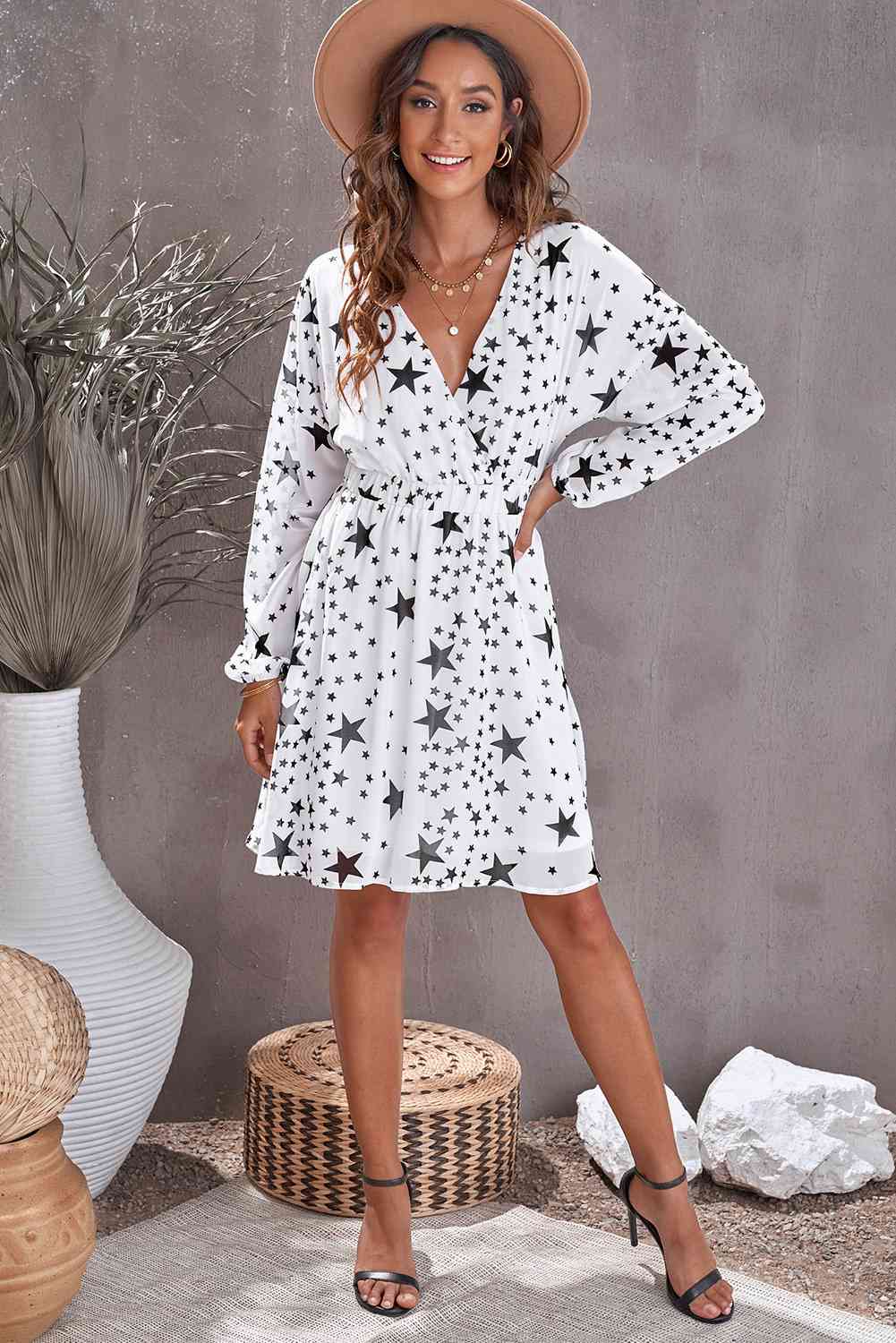 Star Print Dropped Shoulder Surplice Dress - Stormyjay