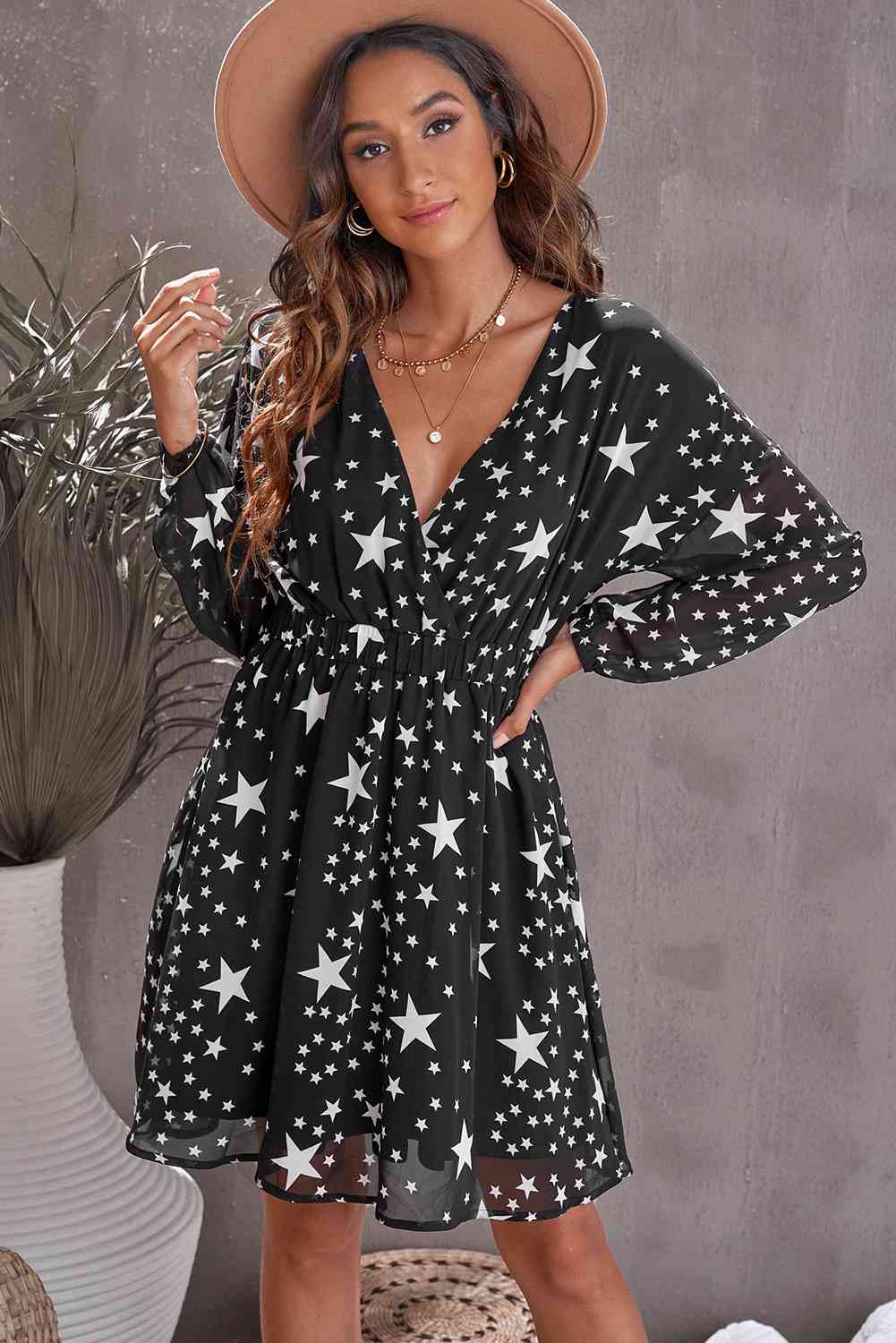 Star Print Dropped Shoulder Surplice Dress - Stormyjay