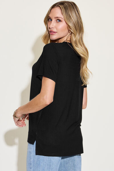 🌟 Elevate your casual wardrobe with our Basic Bae V-Neck T-Shirt! 🌟